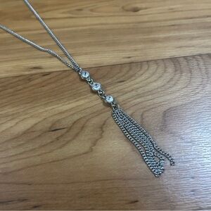 Elegant Silver Necklace with Tassel Design